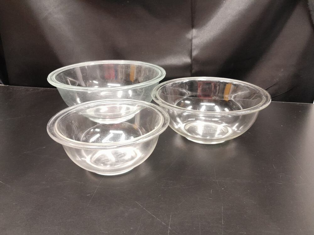 S/3 Vintage PYREX Clear Glass Mixing Bowls 322 323 325